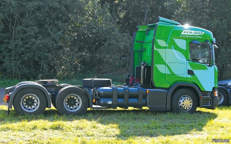 Речь идёт о заводской технике, полностью работающей на газе. Таких автобусов полно по Питеру ездит.