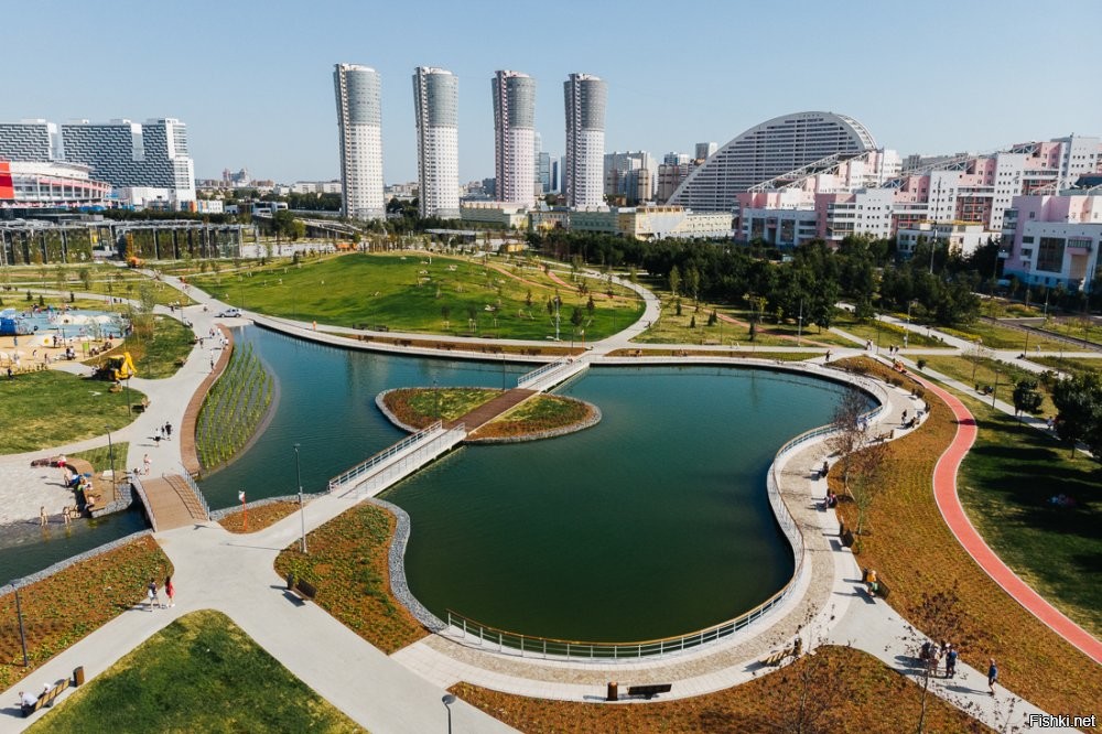 Центральный аэродром сейчас и 30 лет назад