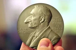 Инженер создал лампу с «чёрной дырой», от которой невозможно отвести взгляд