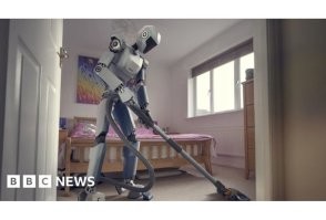 Модно - роботом пылесосом.
