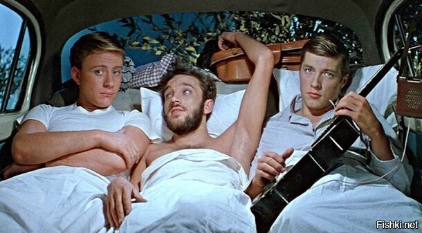 Бирюзовая «Волга» как островок спокойствия