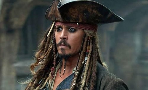 Парень попробовал научить осьминога играть на музыкальном инструменте