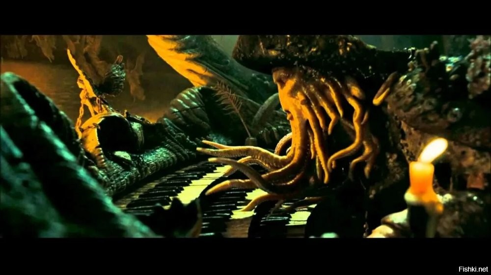 Парень попробовал научить осьминога играть на музыкальном инструменте