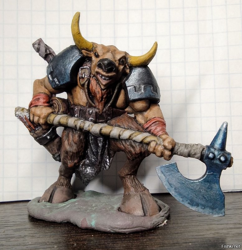 Меняю этих на солдатиков-столбиков позолоченных.