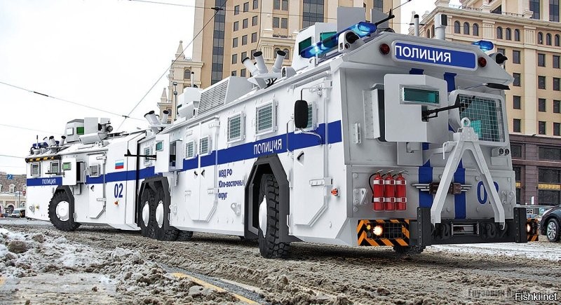 Погоня за нарушителем на полицейском автобусе