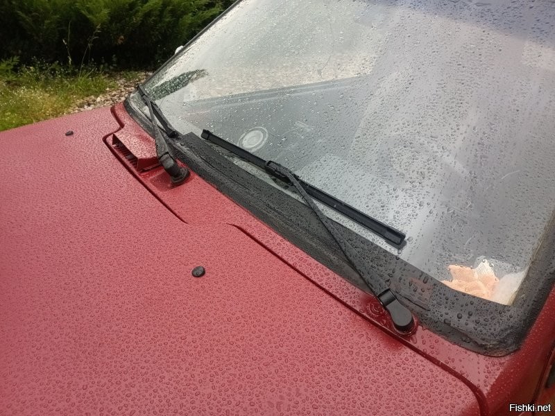 А у меня тоже КАМАЗ есть. 
Только стеклоочистителей больше.