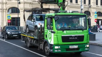 Частников разогнали! Всей этой кухней вот эти ребята командуют! Кондомы еще те!