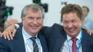 "...переход на композитный индекс может ускорить рост стоимости топлива, что в итоге подхлестнёт инфляцию."

А теперь включаем логику: Если рост подхлестнёт, то снижение стоимости, остановит инфляцию.
Меня терзают смутные сомненья, а может инфляция кому-то выгодна? Может кому-то просто насрать на развитие страны ради сиюминутной выгоды?