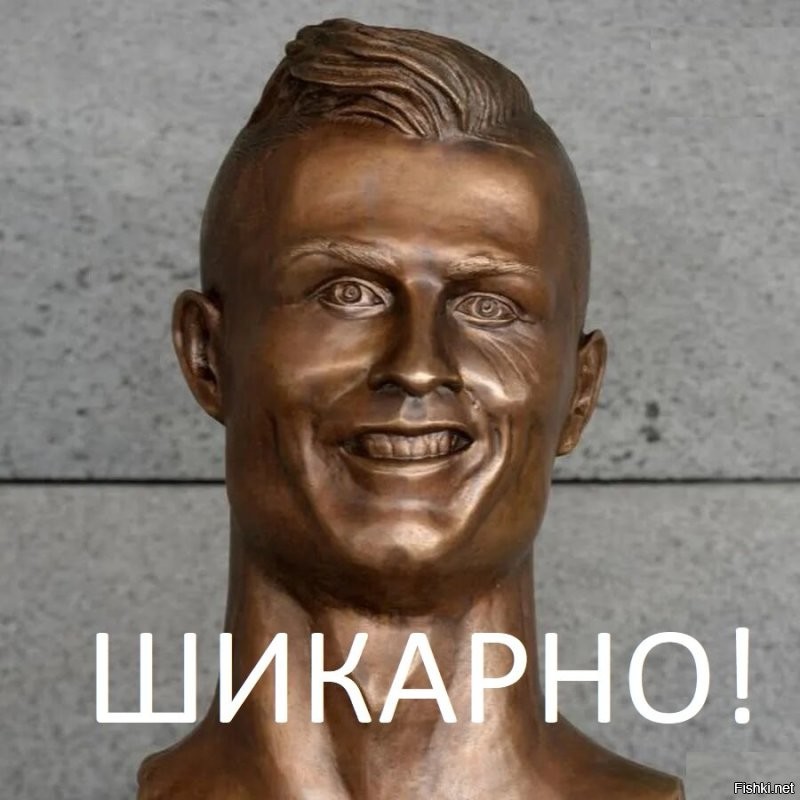 В Детройте установили статую Робокопа