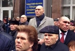 Большая тарелка позитива