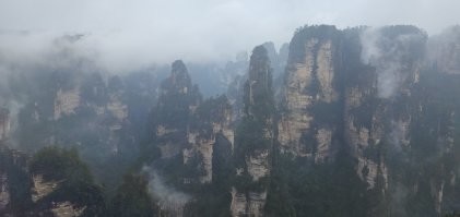 Вулкан на Бали, Вид с горы в Доминикане, река под Калугой, горы Кыргызстана, кратер Нгоро-Нгоро в Танзании, горы в Чзяндзадзе, река Квай в Таиланде...