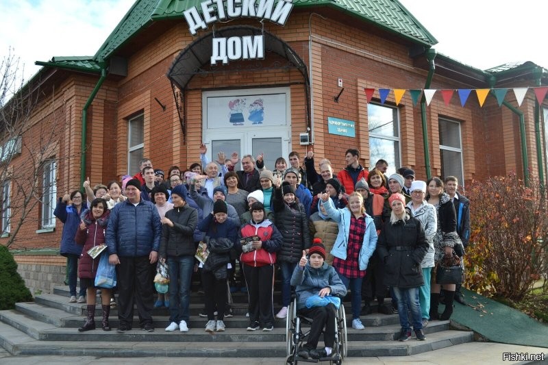 Большой экран против маленького молотка