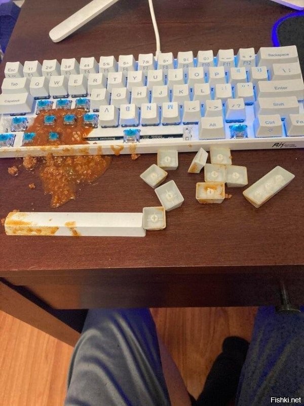 Разобрать-промыть-собрать, в чём проблема? В отсутствии мозгов, прямых рук и отсутствии отвёртки?