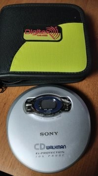 До сих пор храню, катались с женой на машине, сидюк по aux  подключен к автомагнитола был :)