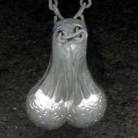 Мужчина отвлёк медведя, спасая семью с детьми