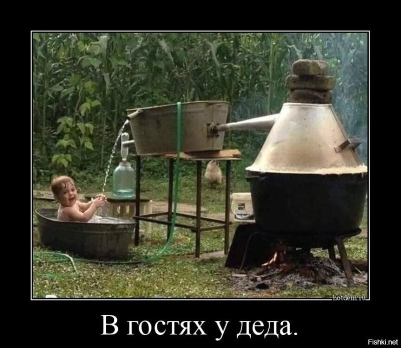 Бабушка навязала и у деда.