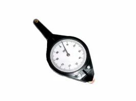 Удобная вещь для бумажных карт "километровок", теперь без дела валяется.