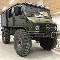 Унимог 70-80х годов обладает каким-то особенным шармом :) А, новодел, пускай и, возможно, более технически продвинутый, уже какой-то бэтмобиль для хипстеров.