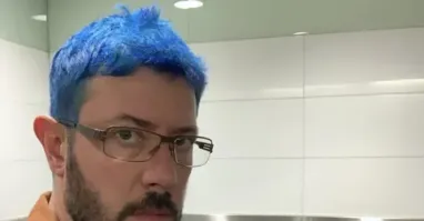 Уголовное дело завели на парня за проникновение в тоннель метро в Москве