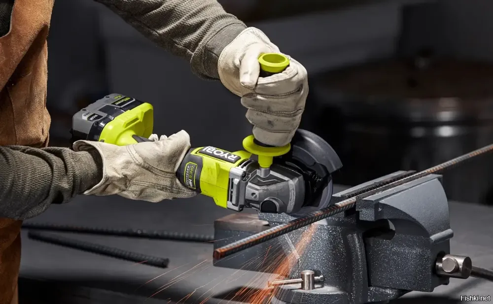 Болты они там придумали