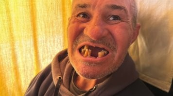 18 фотографий животных с весьма необычными улыбками, которые больше пугают, чем радуют