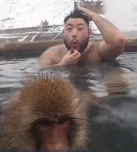 А похож, похож!