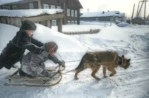 Ужосы тоталитарного режыму!
Дети едут в Gulag