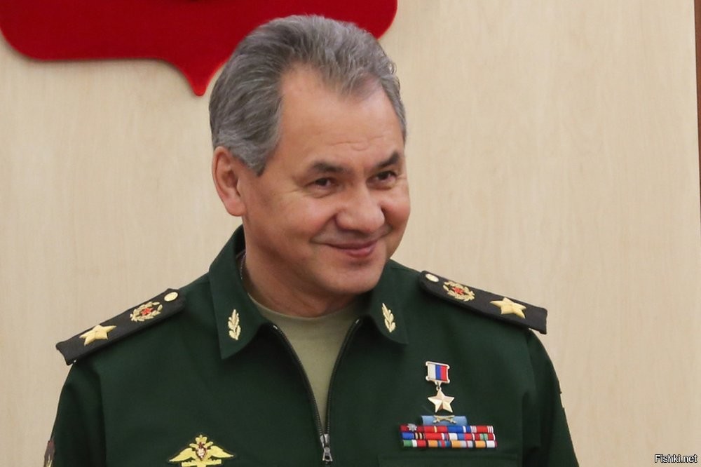 Странно конечно.
Ведь частично из-за хреновых фортификационных барьеров, противник вторгся в Курскую область, в том числе был прорыв и в Глушковском районе.  Погибли солдаты-срочники на пограничных рубежах  (Храбрые чеченцы сбежали сразу, как увидели противника), погибли мирные местные жители и был нанесён экономический ущерб стране.  
На мой взгляд, суд должен учитывать эти обстоятельства. Допустим ты чиновник и украл на  стройке моста - несколько миллионов,  и это выяснилось при проверке или мост рухнул во время сильных дождей.  За это чиновника следует посадить в тюрьму с полной конфискацией.. и не важно. украл он там 100 млн или 1 копейку. Тоже самое с его близкими, кто не сможет отчитаться за источник доходов, на которые они живут и кайфуют с момента как чиновник занял пост.  А то у нас чиновники сильно умные, свои особняки на племянниц оформлять и на сокурсников.  
Но,  если мост рухнул и погибли люди, тут уже к статье за растрату надо присовокуплять убийство.. он ведь деньги взял пожертвовав надёжностью конструкции, зная что это может привести к трагедии.  Соответственно помимо вышеуказанных мер, на чиновника накладывается обвинение в причинении смерти, и там должно быть уже пожизненное.
Так и в Курской области - своровал чиновник бабки, погибли люди, какие 5 лет и 6 месяцев лишения свободы?  Пожизненный срок. Ок, если он пошёл на полное сотрудничество со следствием, вину признал, деньги в полном объёме вернул, всех подельников - сдал, тогда 25 лет, без права на УДО.  
Серьёзная должность, должна подразумевать серьёзную ответственность. Потому что в твоих руках судьбы и жизни людей, и платят тебе куда больше чем обычным работягам.  А ты воруешь..  Тут не должно быть такого же наказания, как за кражу коровы из колхоза или вроде того. Срока должны быть огромные.. потому что ответственность тоже огромная. А у нас нет.. чем выше твоё положение, тем снисходительнее к тебе относится система.  Любо дорого посмотреть.