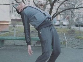 Надо ещё пыль сдуть с писанины Нострадамуса и Ванги.
В поисках видений и предсказаний