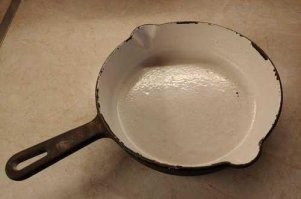 Нашу попробуй, советскую.