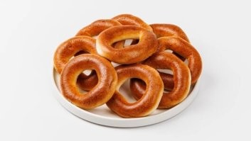 Какие, б..ть, баранки?! Это какие-то макароны... Вот баранки: