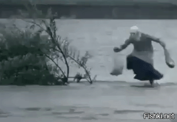 Блин, бабка слева напомнила это..