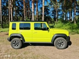 танк 300 это сузуки джимни переросток, еще раз доказывает, что по дизайну, боле-мене нормальное, это то-что подглядели, практически весь китай выглядит, будто зумеру дали фломастер в руки, и видос про боевых роботов..