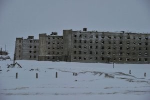 Выбирай любую.
Поселок на мысе Шмидта.
Или в районе Воркуты...