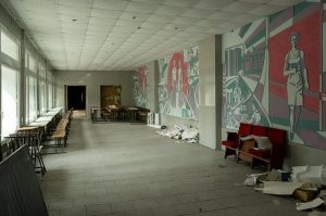 С российских аукционов:
29 млн рублей за 8800 м2
Или 3300 рублей/м2