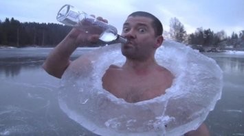 Почему все эти фигуристы-энтузиасты на одно лицо?