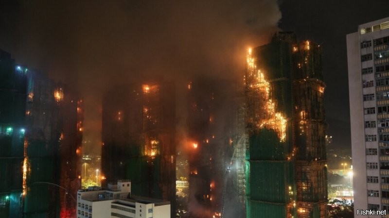 Нет у них такого на вооружении, концепт - наработки. Было же недавно, что небоскрёбы горели.
26 ноября 2025 года начался пожар в жилом комплексе Wang Fuk Court в гонконгском округе Тайпоу. 28 ноября возгорание было окончательно потушено.