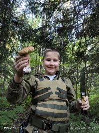 У меня сын забрал "пчак" и только с ним в лес.