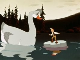 - Не хотите ли вы сказать, что в вашей стае имеются грамотные гуси?
- Не совсем гуси и не совсем грамотные, но имеются....