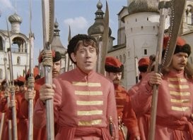 Да, он. Гайдай его по всем фильмам таскал...