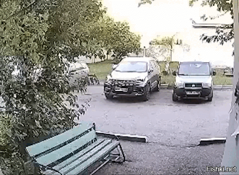 Был бы трезвый, убился бы.