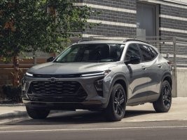 Ну просто так, Шеви Тракс 2025го года. В минималке стоит 1,7 ляма, в средней 1,9 ляма...