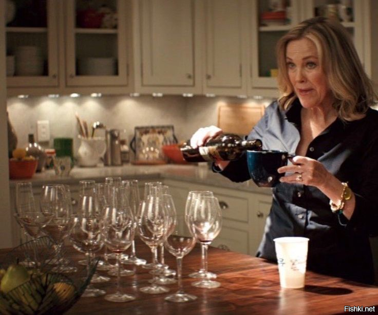 Светлая память ей и земля пухом... В "Киллерах" хорошо играла.