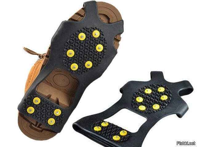 Молдавский курьер против гололёда