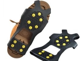 Молдавский курьер против гололёда