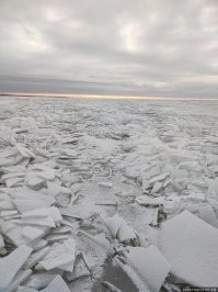 пусть походит по такому льду