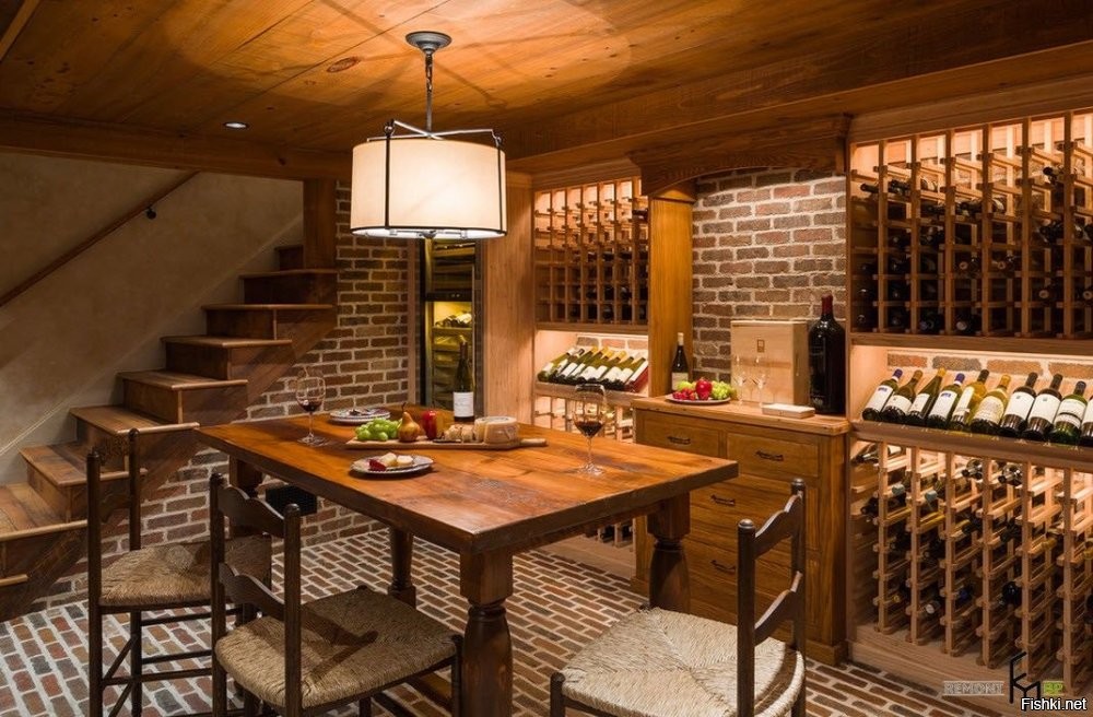 а винные погреба - для сильных духом! )