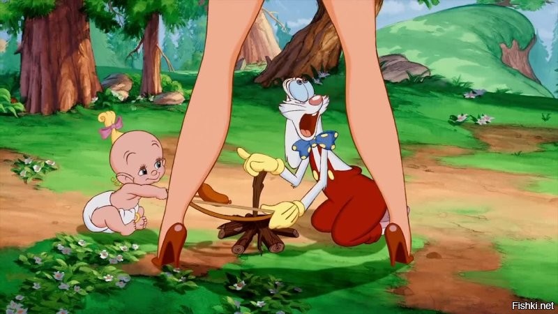 Самый внимательный зритель на детской площадке