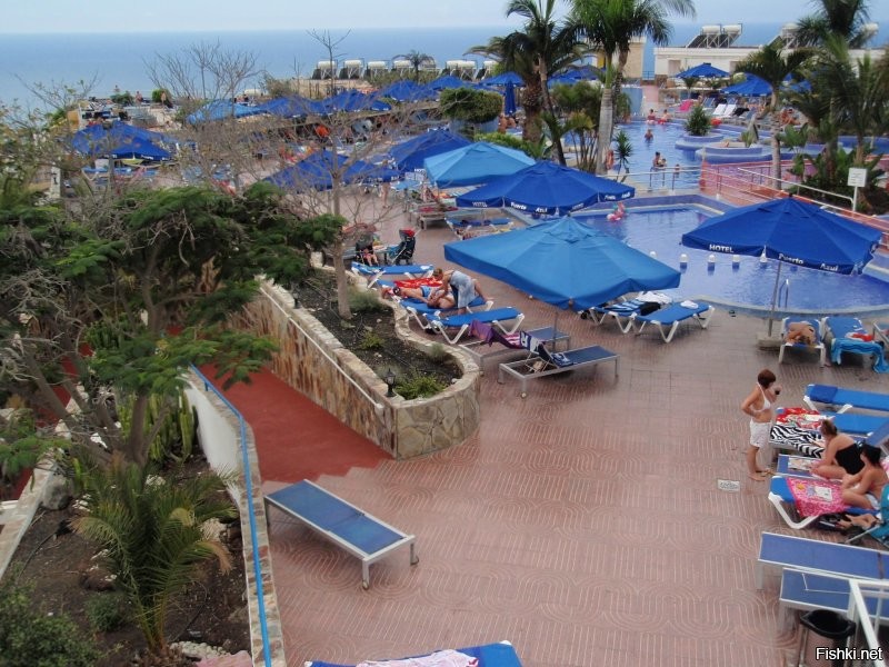 Братан, я уже с Канар вернулся.
А ты как? Всё опять  плохо, да?