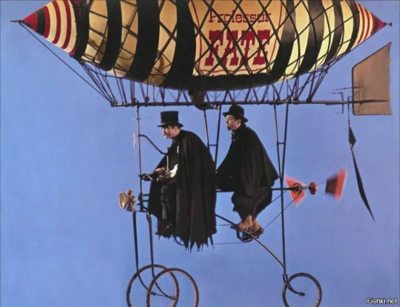 В 2015 году в Нижнем Новгороде установили памятник Жюлю Верну (первый и единс...